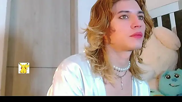 Snapshot of honey_skin chatting on February 2025 06:05:02 PM honey skin online show from February 2025 06:05:02 PM