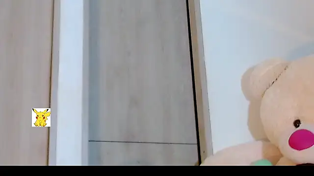 Snapshot of honey_skin chatting on February 2025 02:14:01 AM honey skin online show from February 2025 02:14:01 AM