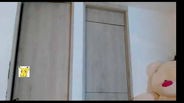 Snapshot of honey_skin chatting on March 2025 10:50:02 AM honey skin online show from March 2025 10:50:02 AM