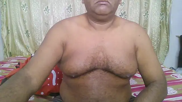 Snapshot of Beargryzzly chatting on December 2024 03:09:02 AM Beargryzzly online show from December 2024 03:09:02 AM