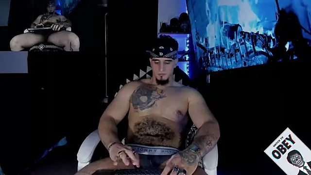 Snapshot of kingbear777 chatting on February 2025 02:17:02 AM kingbear777 online show from February 2025 02:17:02 AM