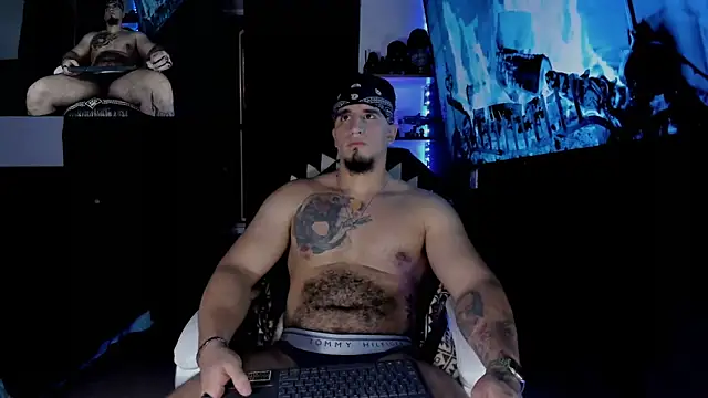 Snapshot of kingbear777 chatting on March 2025 07:26:01 AM kingbear777 online show from March 2025 07:26:01 AM