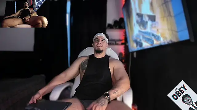 Snapshot of kingbear777 chatting on March 2025 10:32:01 AM kingbear777 online show from March 2025 10:32:01 AM