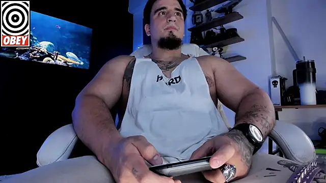 Snapshot of kingbear777 chatting on September 2025 05:02:02 AM kingbear777 online show from September 2025 05:02:02 AM