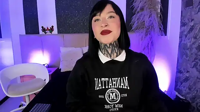 Scolw online show from December 2025 12:14:02 PM