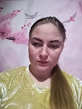 ElenaMaeer online show from November 2025 04:40:02 PM