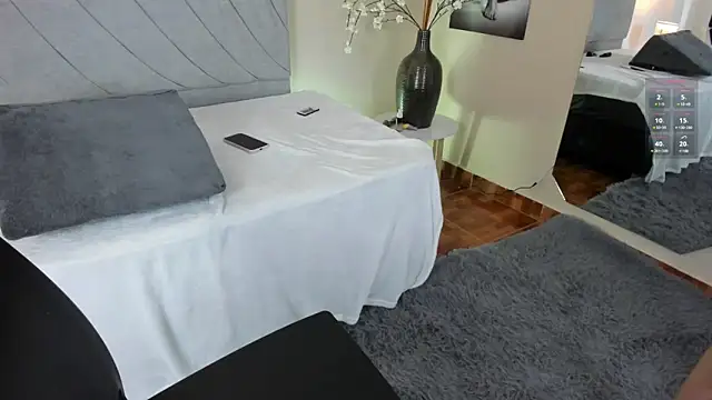 Snapshot of angieebaezz chatting on March 2025 04:07:02 PM angieebaezz online show from March 2025 04:07:02 PM