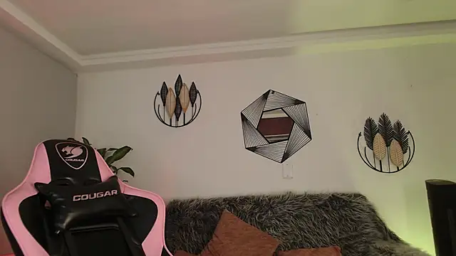 Snapshot of Mayli-x chatting on March 2025 07:26:01 AM Mayli-x online show from March 2025 07:26:01 AM