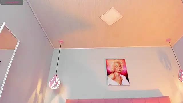 ScarletGV online show from February 2025 01:13:01 AM