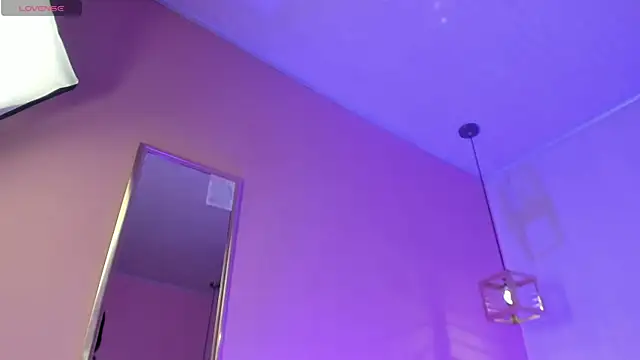 ScarletGV online show from February 2026 04:00:01 AM