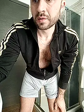 Snapshot of gilera250s chatting on December 2024 09:00:01 AM gilera250s online show from December 2024 09:00:01 AM