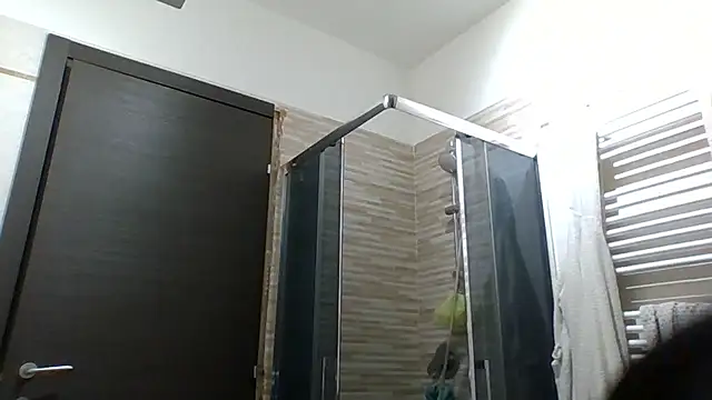 Snapshot of gilera250s chatting on January 2025 07:42:02 PM gilera250s online show from January 2025 07:42:02 PM