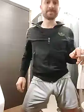 Snapshot of gilera250s chatting on January 2025 08:56:02 PM gilera250s online show from January 2025 08:56:02 PM