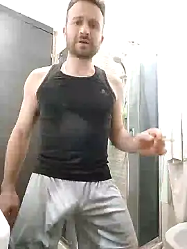 Snapshot of gilera250s chatting on January 2025 08:33:01 PM gilera250s online show from January 2025 08:33:01 PM