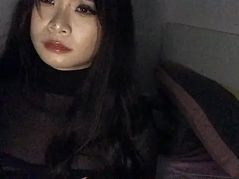 sukilove1992 online show from April 2026 05:58:02 PM