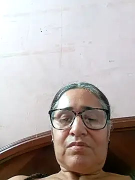 Snapshot of _candi chatting on February 2025 08:10:01 PM candi online show from February 2025 08:10:01 PM