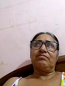 Snapshot of _candi chatting on February 2025 12:19:02 AM candi online show from February 2025 12:19:02 AM