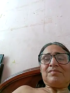 Snapshot of _candi chatting on February 2025 08:31:01 PM candi online show from February 2025 08:31:01 PM