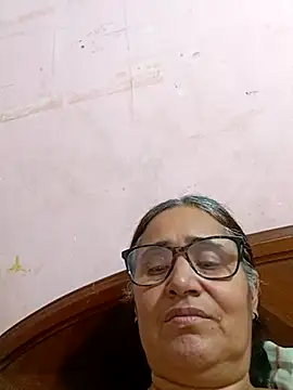 Snapshot of _candi chatting on February 2025 02:18:01 AM candi online show from February 2025 02:18:01 AM