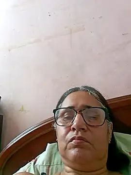 Snapshot of _candi chatting on February 2025 06:02:02 PM candi online show from February 2025 06:02:02 PM