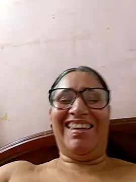 Snapshot of _candi chatting on February 2025 07:14:01 PM candi online show from February 2025 07:14:01 PM