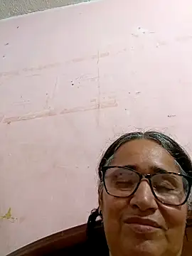 Snapshot of _candi chatting on February 2025 10:18:02 PM candi online show from February 2025 10:18:02 PM