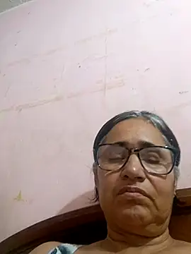 Snapshot of _candi chatting on February 2025 05:15:01 AM candi online show from February 2025 05:15:01 AM