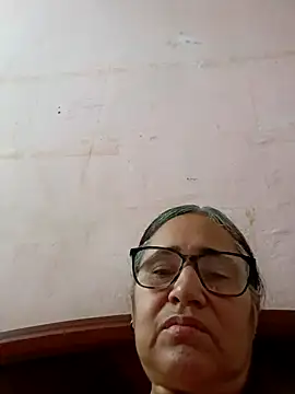 Snapshot of _candi chatting on March 2025 11:31:01 AM candi online show from March 2025 11:31:01 AM