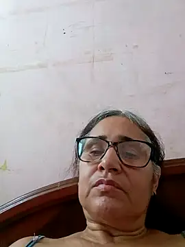 Snapshot of _candi chatting on March 2025 09:05:02 PM candi online show from March 2025 09:05:02 PM