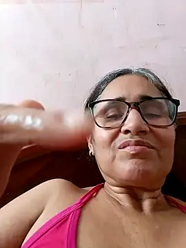 Snapshot of _candi chatting on March 2025 05:24:02 PM candi online show from March 2025 05:24:02 PM