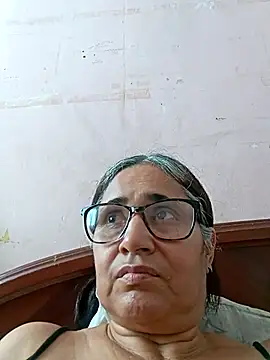 Snapshot of _candi chatting on March 2025 05:50:02 PM candi online show from March 2025 05:50:02 PM