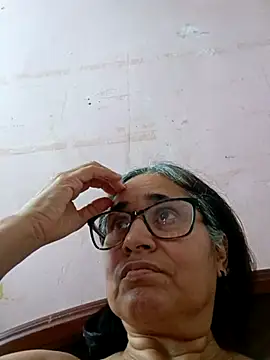 Snapshot of _candi chatting on March 2025 08:54:01 PM candi online show from March 2025 08:54:01 PM
