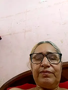 Snapshot of _candi chatting on September 2025 12:26:01 PM candi online show from September 2025 12:26:01 PM