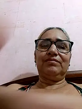 Snapshot of _candi chatting on September 2025 10:49:02 AM candi online show from September 2025 10:49:02 AM