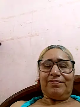 Snapshot of _candi chatting on September 2025 11:22:02 AM candi online show from September 2025 11:22:02 AM