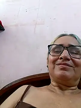 Snapshot of _candi chatting on September 2025 02:18:01 PM candi online show from September 2025 02:18:01 PM