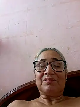 Snapshot of _candi chatting on September 2025 05:27:01 PM candi online show from September 2025 05:27:01 PM