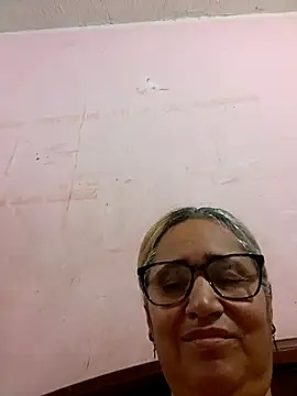 Snapshot of _candi chatting on September 2025 12:21:02 PM candi online show from September 2025 12:21:02 PM