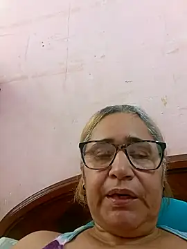 Snapshot of _candi chatting on October 2025 02:15:02 PM candi online show from October 2025 02:15:02 PM