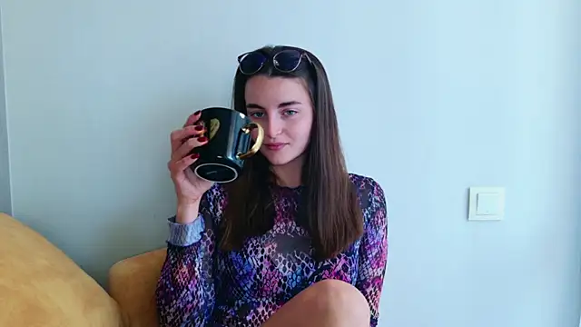 Miss Arwen online show from June 2026 10:15:01 AM