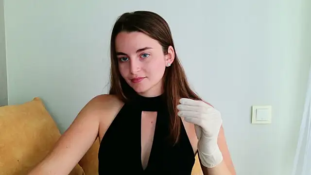 Miss Arwen online show from July 2026 10:30:02 AM