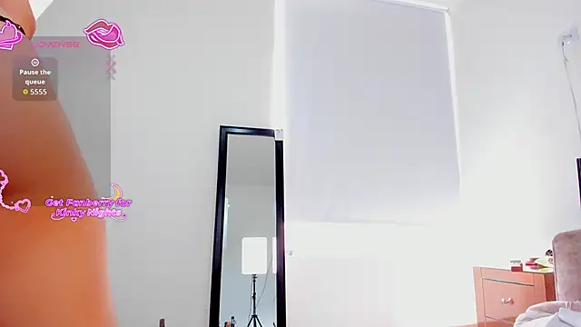 quimeralady online show from November 2025 04:14:02 PM