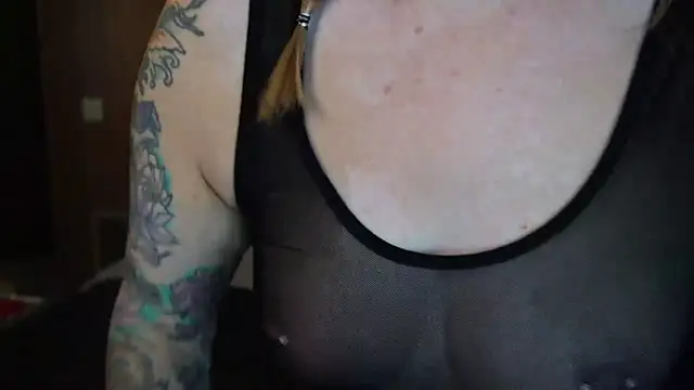 MaggieMayI89 online show from March 2026 04:45:02 PM