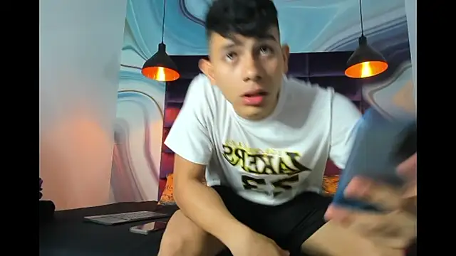 andrew rose  online show from December 2024 03:20:01 AM