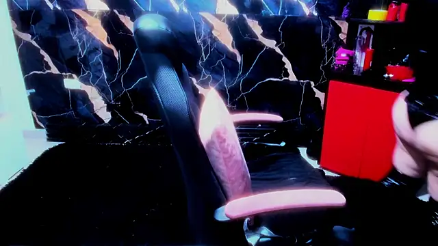 True Bdsm online show from October 2025 06:41:02 PM