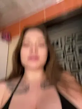 Snapshot of Vikki_toriya chatting on January 2026 06:20:01 PM Vikki toriya online show from January 2026 06:20:01 PM