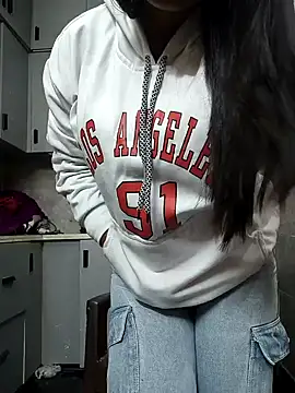 Snapshot of Sarita_7 chatting on December 2024 04:30:02 AM Sarita 7 online show from December 2024 04:30:02 AM