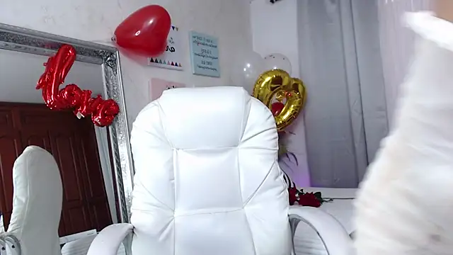 bonnie-love online show from February 2025 06:44:01 PM