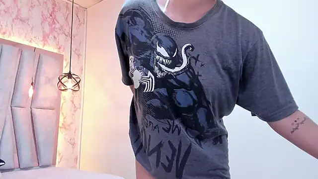 Emmapark  online show from March 2025 09:45:02 PM