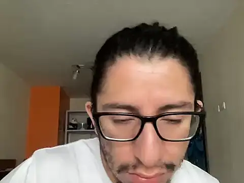 littlelatinhunter online show from February 2026 11:59:01 AM